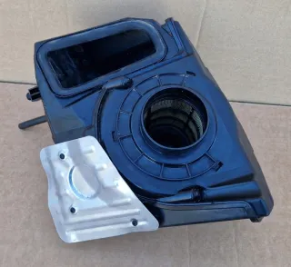 8W0133835AB Корпус воздушного фильтра Audi A4 B9 Арт e10373627, вид 1