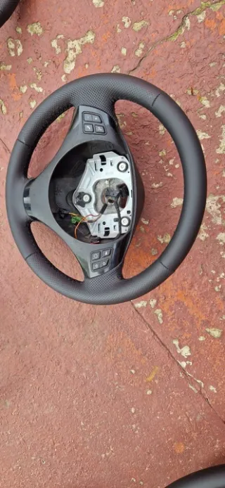 6795570 32306795570 6772147 32306777630 6777630 32306772334 6772334 32306769522 6795574 6795570-3 Руль BMW 1 E81/E82/E87/E88 Арт e10378104, вид 7