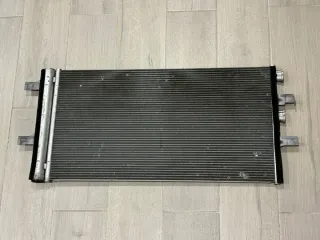 9271205 Радиатор кондиционера BMW X1 F48 Арт e10399534, вид 1