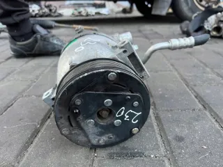 13197197 Компрессор кондиционера Opel Vectra C  Арт e10415340, вид 3
