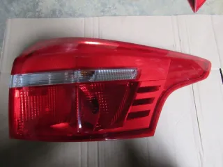 F1EB-13404-D Фонарь задний правый Ford Focus 3 restailing Арт e10419374, вид 2