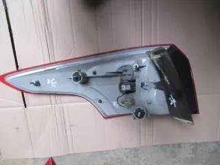 F1EB-13404-D Фонарь задний правый Ford Focus 3 restailing Арт e10419374, вид 5