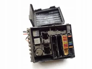 1K0937132G 7180061 1K0937132F Блок предохранителей Audi TT 2 Арт e10424249, вид 1