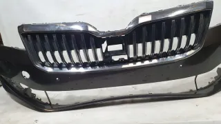 3V0807221F Бампер передний Skoda Superb 3 Арт e10452188, вид 3