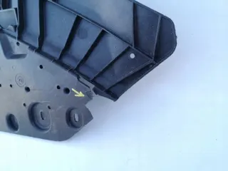 8W0807611E Декоративная крышка двигателя Audi A4 B9 Арт e10454074, вид 3