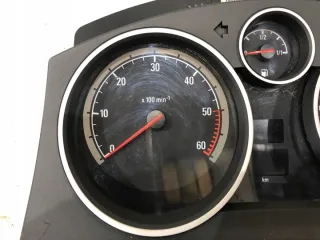 13243048 Щиток приборов (приборная панель) Opel Zafira B Арт e10462670, вид 2