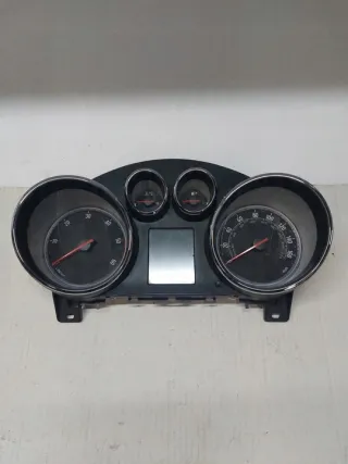 13414041 Щиток приборов (приборная панель) Opel Astra J Арт e10474421, вид 1