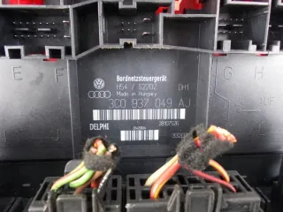 3C0937049AJ Блок комфорта Audi A3 8P Арт e10476955, вид 3