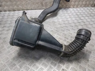 4572483 4670469 Корпус воздушного фильтра Saab 9-5 1 Арт e10478983, вид 3