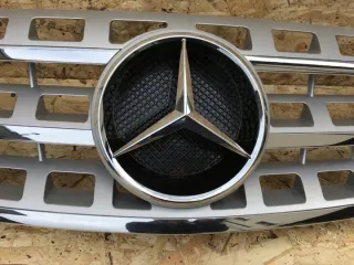A1648880923 15218843442 Решетка радиатора Mercedes ML W164 Арт e10479303, вид 4