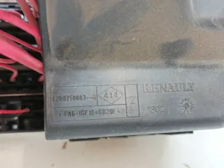 8200758803 2007- Блок предохранителей Renault Laguna 3 Арт e10484581, вид 3