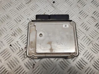 8U0907115J Блок управления двигателем Audi Q3 1 Арт e10498767, вид 4