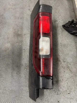 265A12579R 265A14210B Фонарь задний правый Renault Trafic 2 Арт e10511067, вид 1