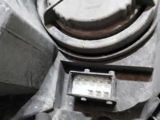 13170918 89312301 Фара правая Opel Vectra C  Арт e10513176, вид 4