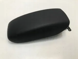 84660-T7600 84660T7600 Подлокотник Hyundai i20 1 Арт e10525279, вид 1