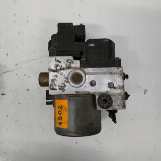 0273004212 Блок ABS Volkswagen Passat B5 Арт e10540870, вид 3