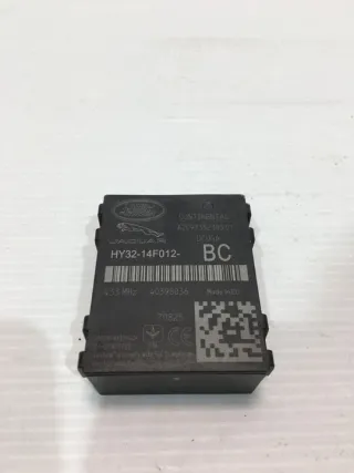 HY32-14F012-BC Блок комфорта Jaguar F-Pace Арт e10558519, вид 1