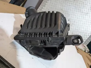 8573029 13718573029 Корпус воздушного фильтра BMW 1 F40 Арт e10562833, вид 2