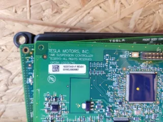 1034215-00 Блок комфорта Tesla model X Арт e10563497, вид 3