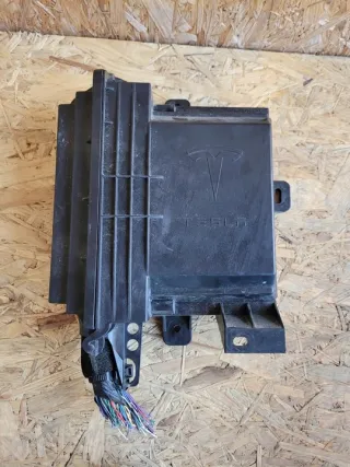 1034215-00 Блок комфорта Tesla model X Арт e10563497, вид 6
