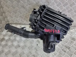7640728 Корпус воздушного фильтра BMW i8 Арт e10564983, вид 1
