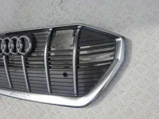 4KE853651 4KE853651A 4KE853651B 4KE853651C Решетка радиатора Audi E-tron GT Арт e10568136, вид 5