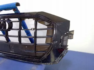 4M8853651D Решетка радиатора Audi Q8 Арт e10568385, вид 3