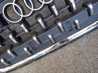 4M8853651BP 4M8853651CF Решетка радиатора Audi Q8 Арт e10568459, вид 6