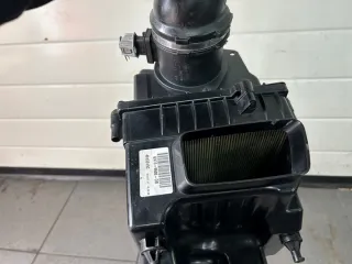 GX73-9600-DB GX73-9600-DB0000 Корпус воздушного фильтра Jaguar F-Pace Арт e10568741, вид 4