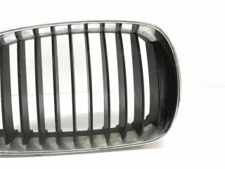 7077129 7128613 Решетка радиатора BMW 1 E81/E82/E87/E88 Арт e10568747, вид 4