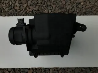 GX63-9600-BE Корпус воздушного фильтра Jaguar F-Pace Арт e10568791, вид 1