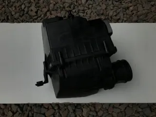 GX63-9600-BE Корпус воздушного фильтра Jaguar F-Pace Арт e10568791, вид 4