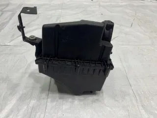 GX63-9600-BB Корпус воздушного фильтра Jaguar F-Pace Арт e10568794, вид 2