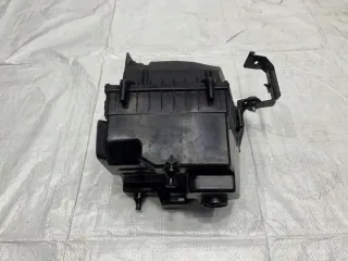 GX63-9600-BB Корпус воздушного фильтра Jaguar F-Pace Арт e10568794, вид 4