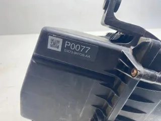 GX73-9600-AC GX739600AC GX739H736AA LR092244 Корпус воздушного фильтра Jaguar F-Pace Арт e10568798, вид 2