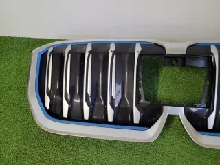9880307 Решетка радиатора BMW X1 U11 Арт e10571803, вид 2