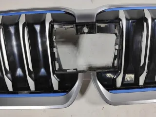 988030707 Решетка радиатора BMW X1 U11 Арт e10571862, вид 4