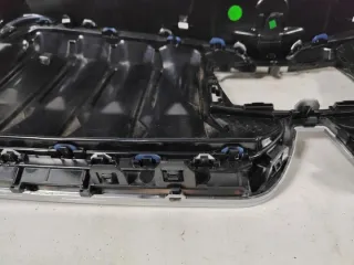 988030707 Решетка радиатора BMW X1 U11 Арт e10571862, вид 10