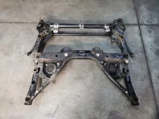 12308932130 Балка подвески передняя (подрамник) BMW 1 F20/F21 Арт e10579139, вид 3