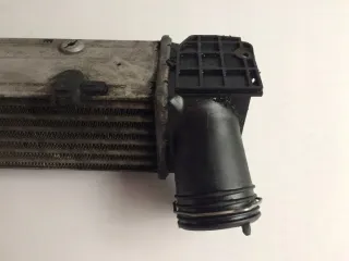 N47D20C Интеркулер BMW 1 E81/E82/E87/E88 Арт e10579323, вид 3