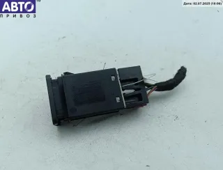 1J0953235A Кнопка аварийной сигнализации (аварийки) Volkswagen Golf 4 Арт 54823260, вид 2