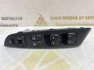 935702Y8609P Блок управления стеклоподъемниками Hyundai IX35 Арт TP118157, вид 1