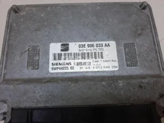 03E906033AA Блок управления двигателем Seat Ibiza 4 Арт AM22954771, вид 7