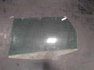 4B9845205B Стекло двери задней левой Audi A6 C5 (S6,RS6) Арт 8083423, вид 4