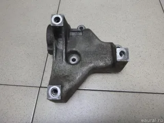 6QD260885 VAG Кронштейн компрессора кондиционера Seat Toledo 4 Арт E12509373, вид 1