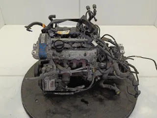 AZD Двигатель Volkswagen Golf 4 Арт 158804, вид 1