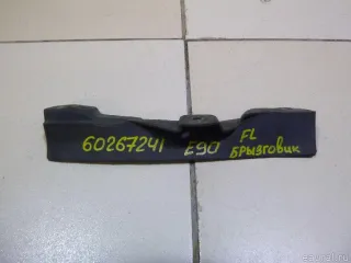 51757185797 BMW Дефлектор BMW 3 E90/E91/E92/E93 Арт E60267241