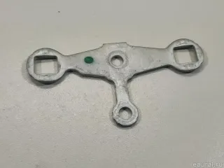 13647595405 BMW Скоба (кронштейн) крепления форсунки BMW 1 E81/E82/E87/E88 Арт E23688180, вид 9