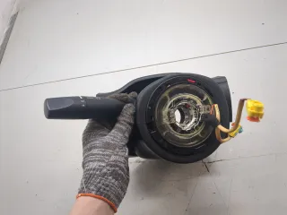 5LY50DX9AB Переключатель подрулевой (стрекоза) Chrysler 300C 2 Арт 9219843, вид 5