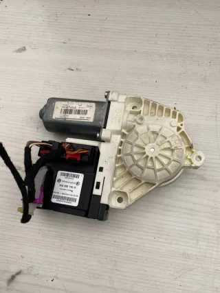 1P0837402A Моторчик стеклоподъемника Seat Leon 2 Арт e8702150, вид 1